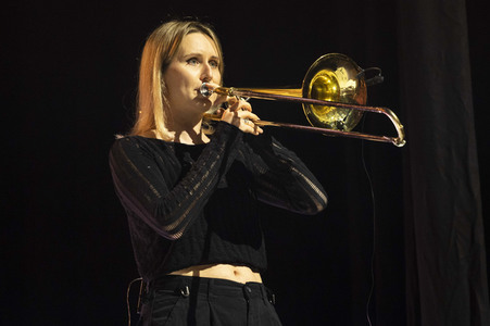 Konzert von AnnenMayKantereit in Erfurt