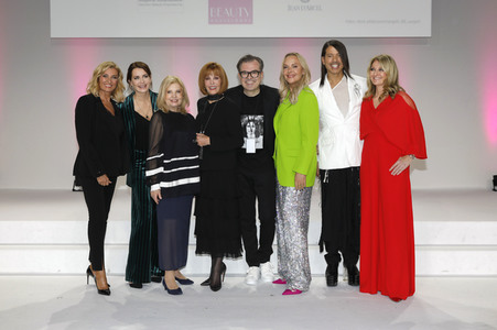Gloria - Deutscher Kosmetikpreis 2023 in Düsseldorf