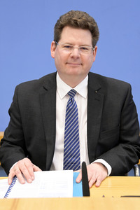 Bundespressekonferenz Gemeinschaftsdiagnose der Wirtschaftsforschungsinstitute Frühjahr 2023 in Berlin