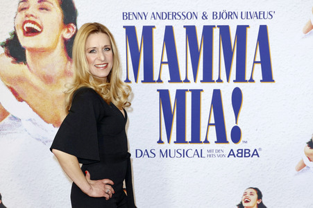 Musicalpremiere 'Mamma Mia!' in Hamburg