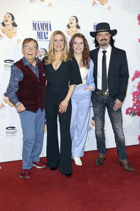 Musicalpremiere 'Mamma Mia!' in Hamburg