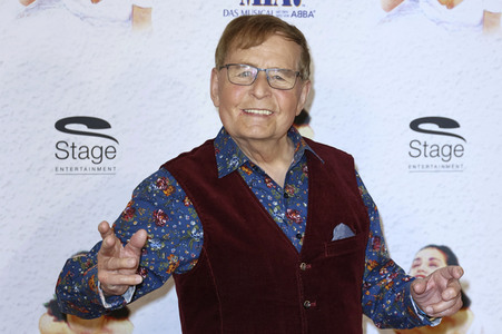 Musicalpremiere 'Mamma Mia!' in Hamburg