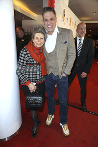 Musicalpremiere 'Mamma Mia!' in Hamburg