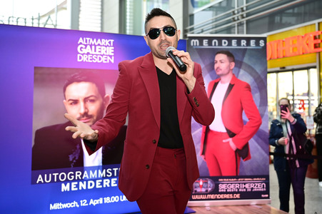 Albumpräsentation von Menderes Bagci in Dresden