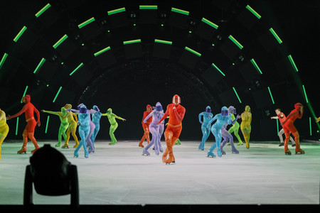 Eisrevue-Premiere 'Holiday on Ice - A New Day' in Erfurt