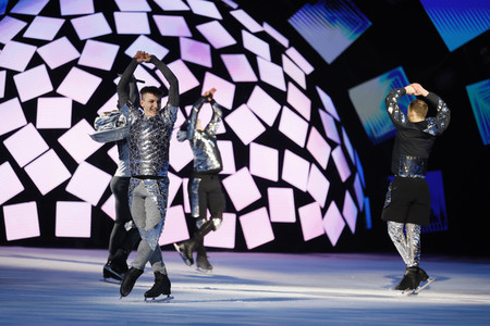 Eisrevue-Premiere 'Holiday on Ice - A New Day' in Erfurt