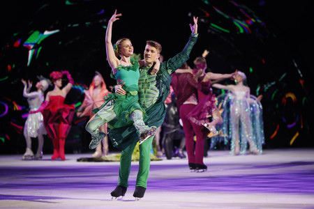 Eisrevue-Premiere 'Holiday on Ice - A New Day' in Erfurt