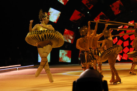 Eisrevue-Premiere 'Holiday on Ice - A New Day' in Erfurt