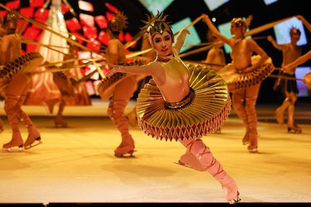 Eisrevue-Premiere 'Holiday on Ice - A New Day' in Erfurt