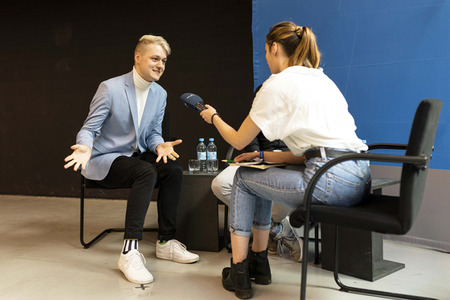 Premiere 'Irgendwas mit Medien' in Weimar
