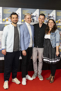 Premiere 'Irgendwas mit Medien' in Weimar