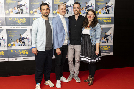 Premiere 'Irgendwas mit Medien' in Weimar