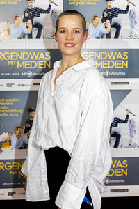 Premiere 'Irgendwas mit Medien' in Weimar