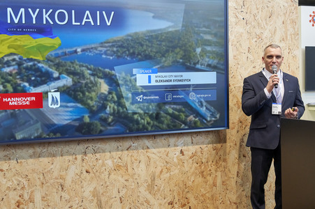 Ukrainische Delegation aus Mykolajiw auf der Hannover Messe 2023
