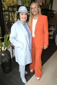 Launch von Natascha Ochsenknechts Vasenkollektion 'Color Your Life' in Berlin