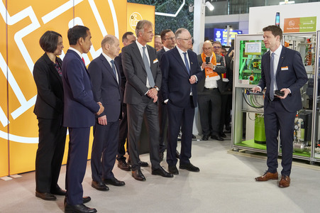 Eröffnungsrundgang auf der Hannover Messe 2023