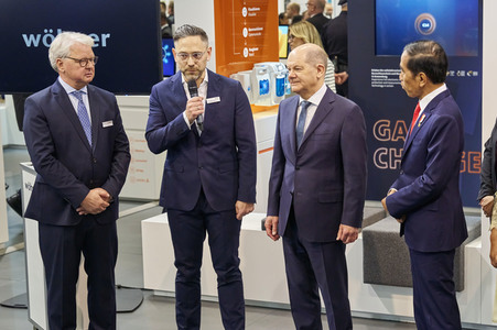 Eröffnungsrundgang auf der Hannover Messe 2023