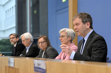 Bundespressekonferenz Prüfbericht zur Berechnung der deutschen Treibhausgasemissionen in Berlin