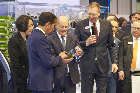 Eröffnungsrundgang auf der Hannover Messe 2023