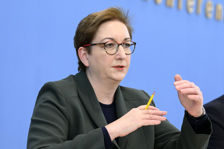 Bundespressekonferenz Novelle des Gebäudeenergiegesetzes und das neue Förderkonzept erneuerbares Heizen in Berlin