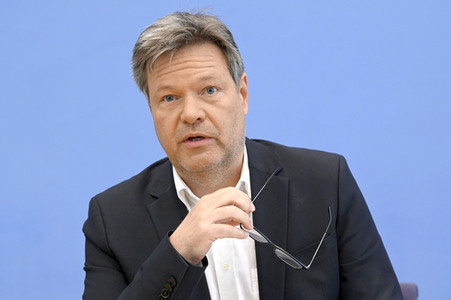 Bundespressekonferenz Novelle des Gebäudeenergiegesetzes und das neue Förderkonzept erneuerbares Heizen in Berlin