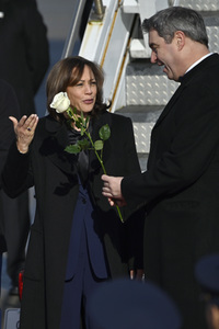 Ankunft von Kamala Harris in München