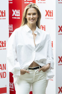 Photocall mit Bar Refaeli in Madrid
