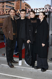 Theaterpremiere 'Stolz und Vorurteil *oder so' in Berlin