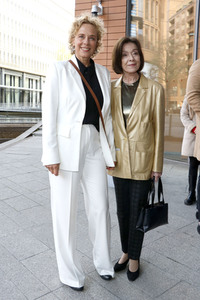Theaterpremiere 'Stolz und Vorurteil *oder so' in Berlin