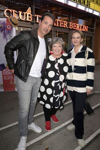 Theaterpremiere 'Stolz und Vorurteil *oder so' in Berlin