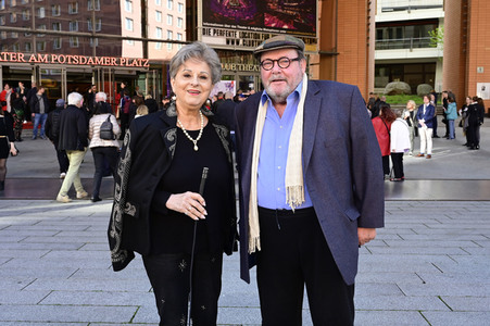 Theaterpremiere 'Stolz und Vorurteil *oder so' in Berlin