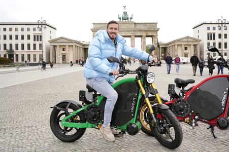 Fototermin mit eROCKIT Fahrzeugen in Berlin