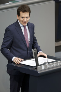 100. Sitzung des Deutschen Bundestages in Berlin