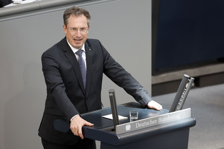 100. Sitzung des Deutschen Bundestages in Berlin