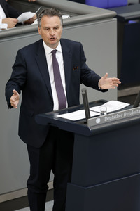 100. Sitzung des Deutschen Bundestages in Berlin
