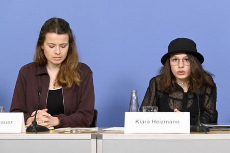 Pressekonferenz von FFF und dem DIW in Berlin