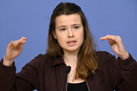 Pressekonferenz von FFF und dem DIW in Berlin