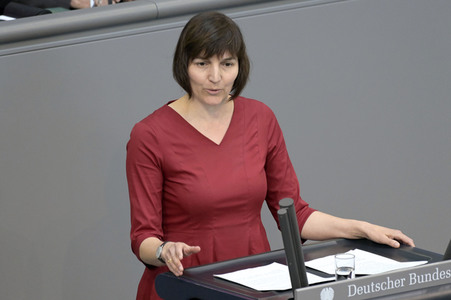 101. Sitzung des Deutschen Bundestages in Berlin