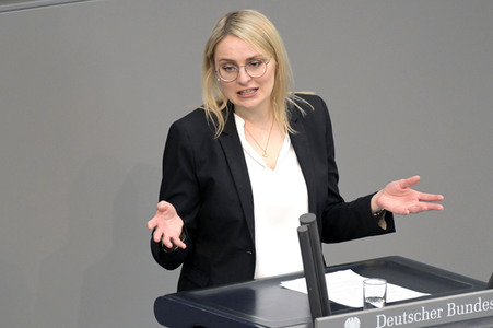 101. Sitzung des Deutschen Bundestages in Berlin