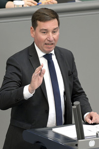 101. Sitzung des Deutschen Bundestages in Berlin
