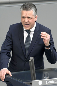 101. Sitzung des Deutschen Bundestages in Berlin