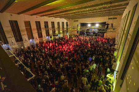 Party mit Gestört aber Geil