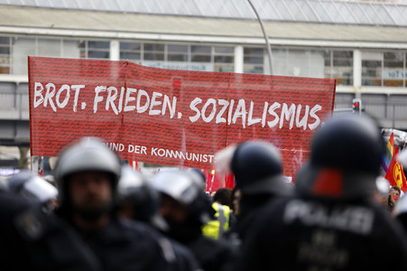 Revolutionäre 1. Mai Demonstration in Berlin