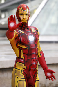 GEEK ART: She-Hulk & Iron Man Bodypainting