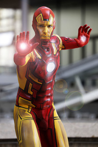 GEEK ART: She-Hulk & Iron Man Bodypainting