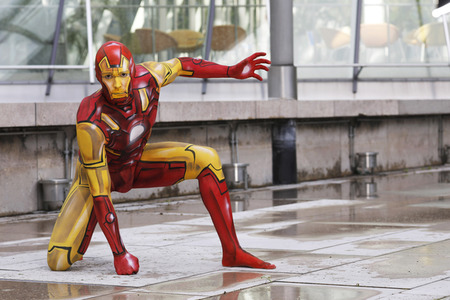 GEEK ART: She-Hulk & Iron Man Bodypainting
