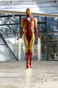 GEEK ART: She-Hulk & Iron Man Bodypainting