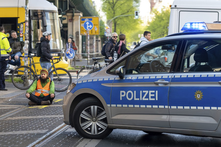 Protest der Klimaaktivisten vom Aufstand der Letzten Generation in Berlin