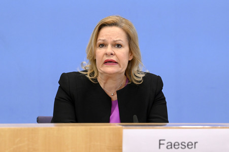 Bundespressekonferenz Fallzahlen für die Politisch Motivierte Kriminalität 2022 in Berlin