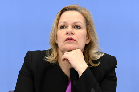 Bundespressekonferenz Fallzahlen für die Politisch Motivierte Kriminalität 2022 in Berlin